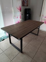 Dining Table in Wiesbaden, GE