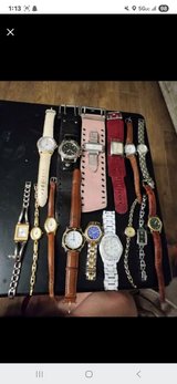 15 Authentic Guess Watch lot in Alamogordo, New Mexico