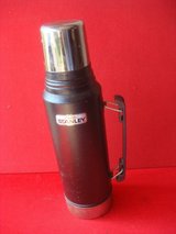 ALADIN STANLEY ONE QUART THERMOS BOTTLE in Aurora, Illinois