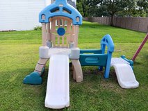 Free play set in Chicago, Illinois