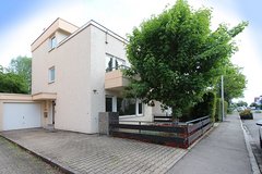 Beautiful home in Filderstadt-Bernhausen/ S-Bahn in Stuttgart, GE