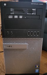 Dell OptiPlex 9020 Desktop PC - Intel Core i7, 16GB RAM, 250GB SSD - Excellent Condition in Chicago, Illinois