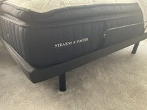 Sterns & Foster 3 Year Old King Sized Mattress in Batavia, Illinois