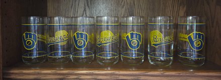 Set of "7" 1980's MILWAUKEE BREWERS Baseball Glasses Old School Mit Glove Logo Phillips 76 Gas in Brookfield, Wisconsin