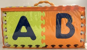 Like New! Alphabet - 26pc ABC interlocking foam Play Mat w/ Carry Case in Lockport, Illinois