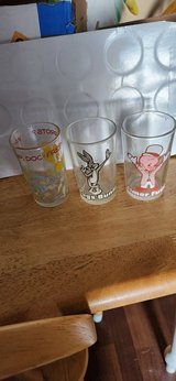 Bugs bunny glasses in Aurora, Illinois