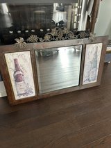 Wine bottle mirror in Stuttgart, GE