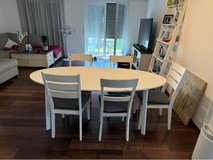 IKEA Dining Table w/5 Chairs in Stuttgart, GE