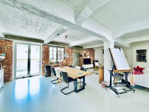 Exclusive Loft-Style Living in the Heart of Idstein elevator balcony 26min to Clay in Wiesbaden, GE