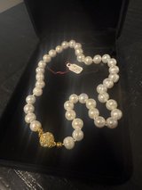 Woman’s Pearl Necklace in Ramstein, Germany