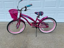 Girl's 16" Cruiser Bike with Basket in Clarksville, Tennessee