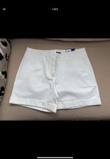 BRAND NEW women’s Apt 9 shorts, size 4. White, black and navy blue. in Aurora, Illinois