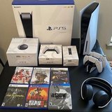 ULTIMATE PS5 PRO GAMING BUNDLE – EVERYTHING YOU NEED, LIKE NEW! in Clarksville, Tennessee