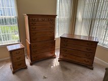 Vintage 3 piece dresser set in Naperville, Illinois