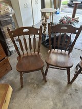 Vintage 6 table chairs in Naperville, Illinois