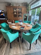 Amazing Dinning Room set in Grafenwoehr, GE