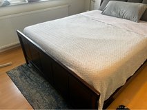 Queen Bed Set in Ramstein, Germany