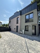 Penthouse- apartment, 3 bedrooms, 3 bathrooms, Kaiserslautern- Hohenecken, air-conditioned in Ramstein, Germany
