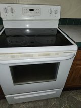 ELECTRIC  STOVE FOR SALE in Kingwood, Texas