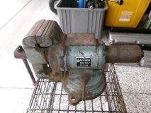 Multi-purpose Bench Vise 4" Jaws in Naperville, Illinois