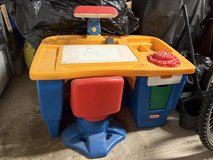 Little Tykes desk in Plainfield, Illinois