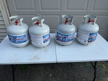 Choice Full Sealed Propane Tanks Within Date in Elizabethtown, Kentucky