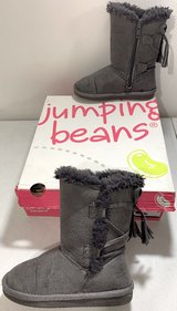 Toddler Girl gray Jumping Beans Boots - Sz 8T - *EUC* in New Lenox, Illinois