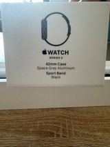 Apple Watch 3 like new in Ramstein, Germany