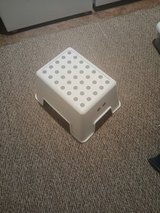 A bathroom footstool in Alamogordo, New Mexico