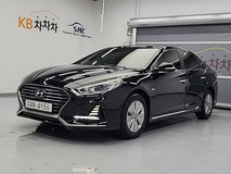 2018 Hyundai LF SONATA NEW RISE HYBRID 2.0 HEV Modern in Camp Humphreys, South Korea