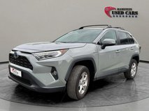 2020 Toyota Rav 4 XLE AWD Hybrid in Wiesbaden, GE