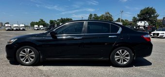 2015 Honda Accord – 80k Miles – Clean Title – $4,000 in Chicago, Illinois