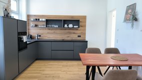 TLA /TDY downtown K-town 2BR 1BA w/ AC & reserved parking [ref: LS20] in Ramstein, Germany