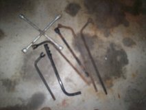 Lug wrenches all for 10$ in Fort Knox, Kentucky