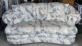 Loveseat in Alamogordo, New Mexico
