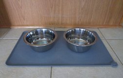 2 Bowls & Silicone Dog Bowl Mat in Houston, Texas