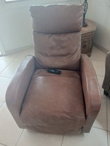 FREE! MASSAGE RECLINER in 29 Palms, California