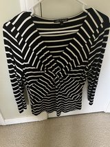 Top - Stretch Knit in Bartlett, Illinois