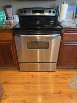 GE Glass Top Stove in Fairfield, California