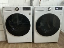 Washer and Dryer in Stuttgart, GE