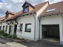?? Lovely Townhouse in Hochspeyer Only 5 min to Kaiserslautern East in Ramstein, Germany
