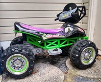 Power Wheels Electric Ride On in St. Charles, Illinois