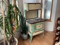 Antique Jewel Cook Stove in Alamogordo, New Mexico