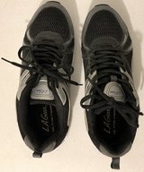 Men's Sz 10  L.A. Gear black Athletic Gym Shoes in Joliet, Illinois