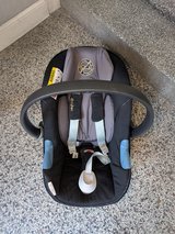 Cybex Gold Anton M i-Size Infant Car Seat in Wiesbaden, GE