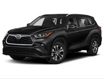 2022 Toyota Highlander XLE in Plainfield, Illinois