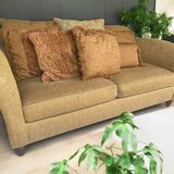 Huge Sofa Couch 84x40x30 no smoking no kids no pets in Kingwood, Texas