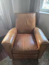Leather Recliner in Stuttgart, GE