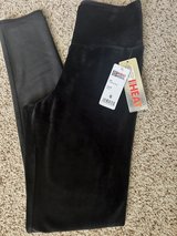 NEW 32 Degrees Velvet leggings, Small in Vacaville, California