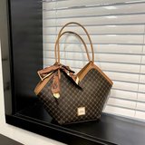 Large Tote Bag - Stylish Shoulder Handbag with Ribbon Bow in Chicago, Illinois